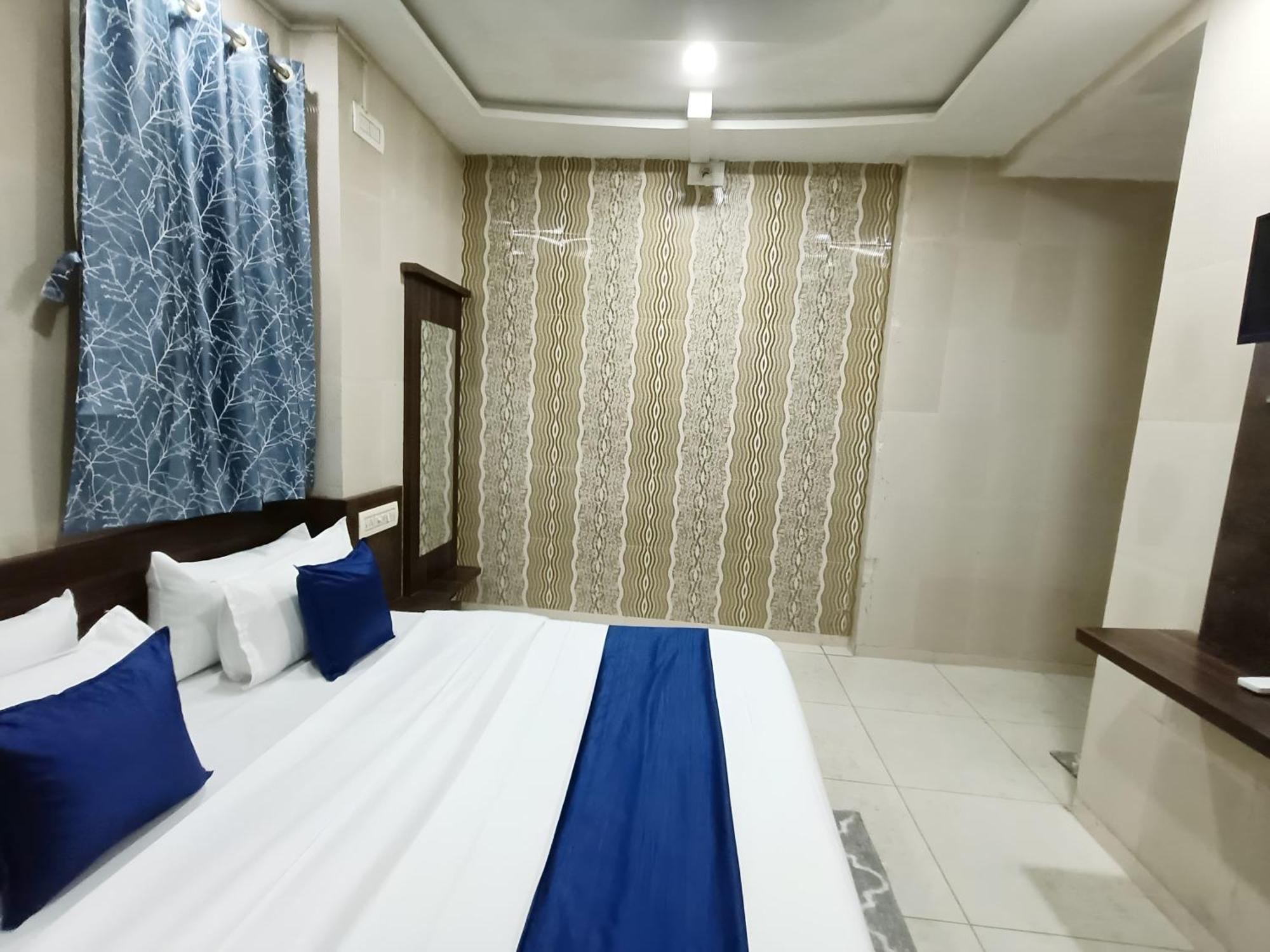 Hotel Shree Nath - 200 Meters From Dwarkadhish Temple Bagian luar foto