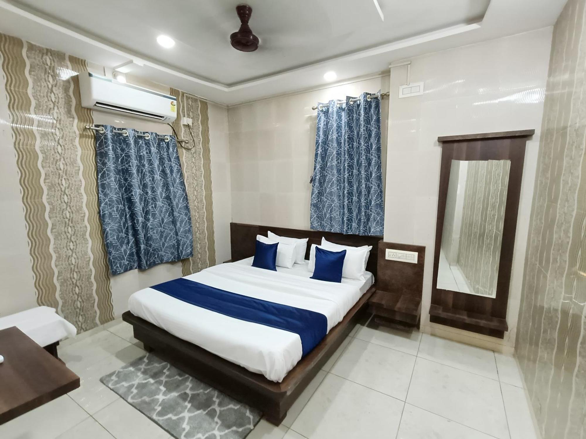 Hotel Shree Nath - 200 Meters From Dwarkadhish Temple Bagian luar foto